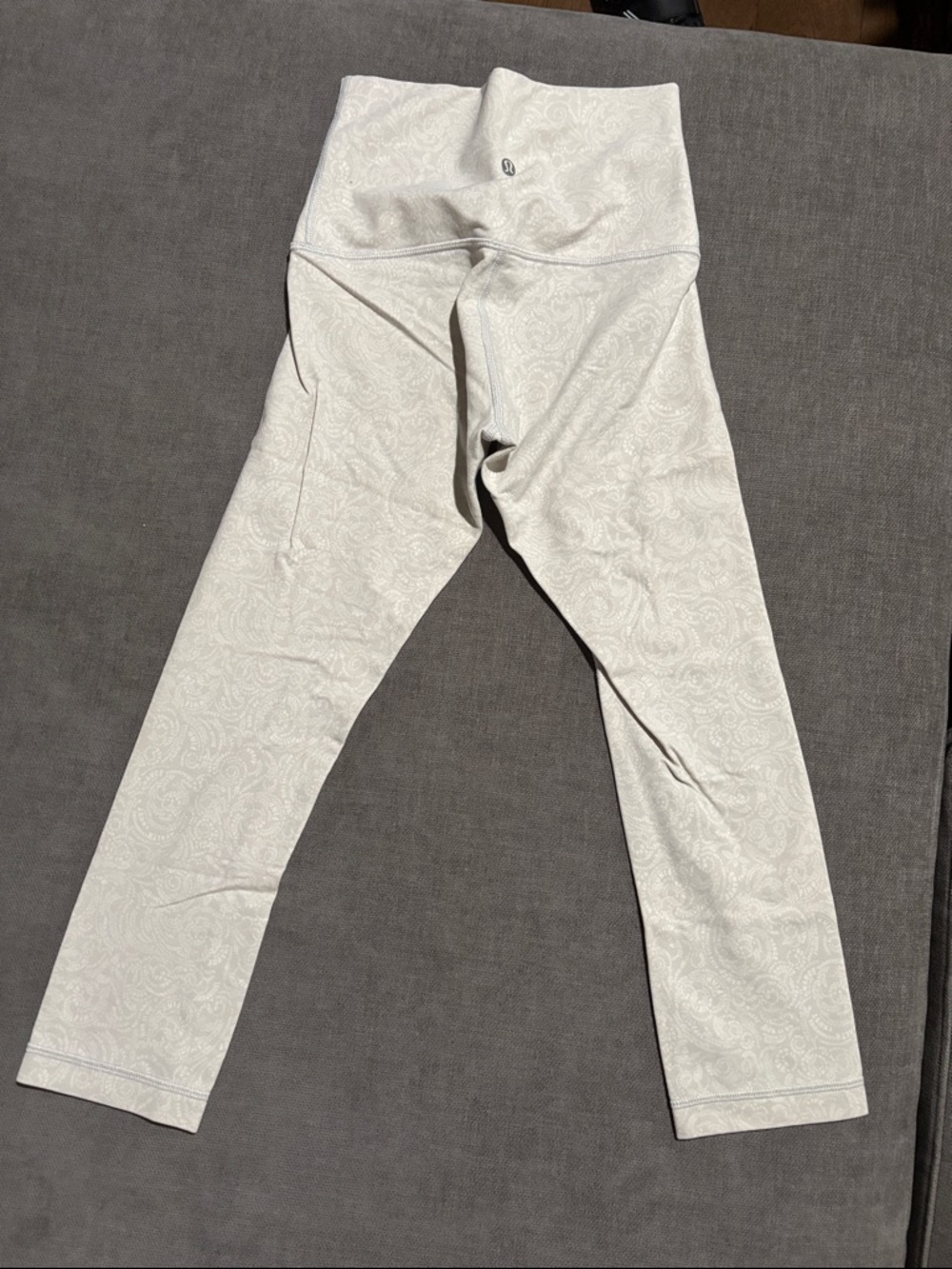 lululemon athletica Light Gray Paisley-Print Joggers - Picture 2 of 3